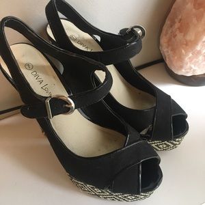 Black and White Platform Heels - Size 7
